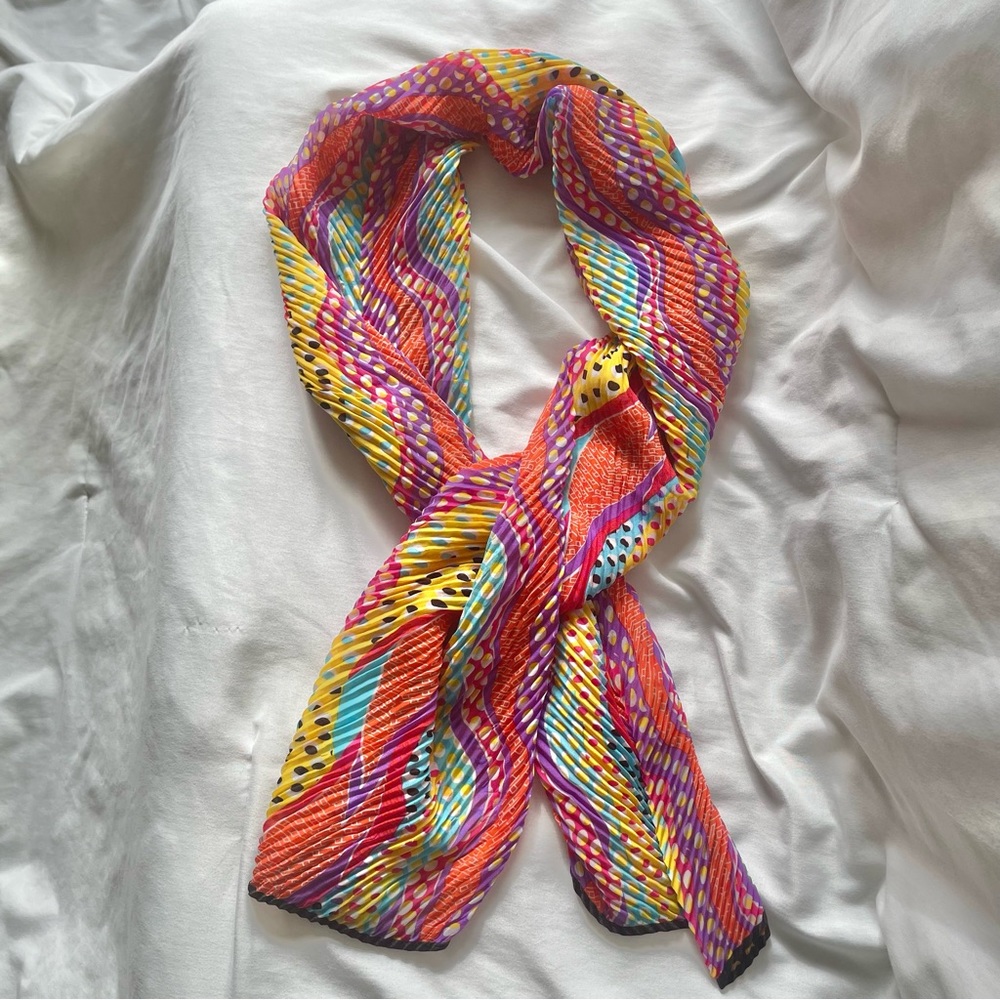Multicolored lightweight scarf/pashmina